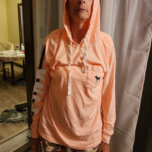 Victoria's Secret Tops - Like New Victoria Secrets Hoodie Peach Long Sleeved Sweatshirt Small